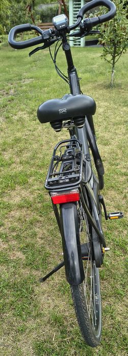 Rower elektryczny Cube