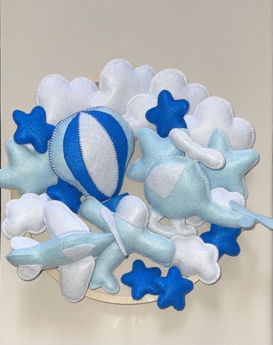 Мобіль в дитяче ліжечко