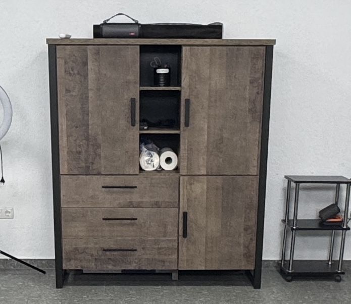 Шафа Пенал в стилі лофт