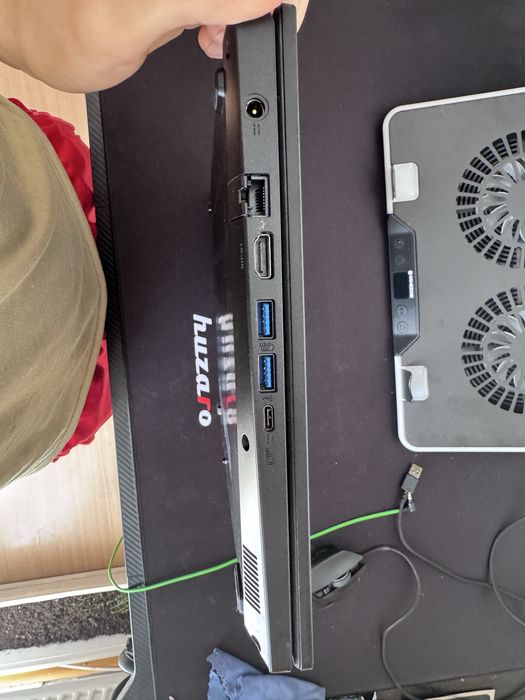 Acer Nitro V 15 – Ryzen 5 / RTX 2050 / 16 GB RAM / 512 GB SSD / 144 Hz