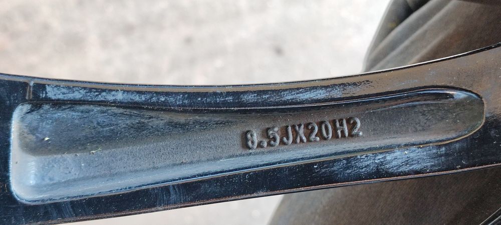 20" 8.5J 5x112 Felgi aluminiowe.