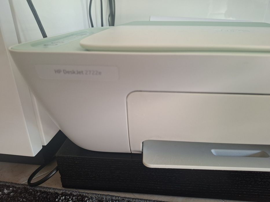 Impressora e Digitalizadora HP Deskjet 2722e