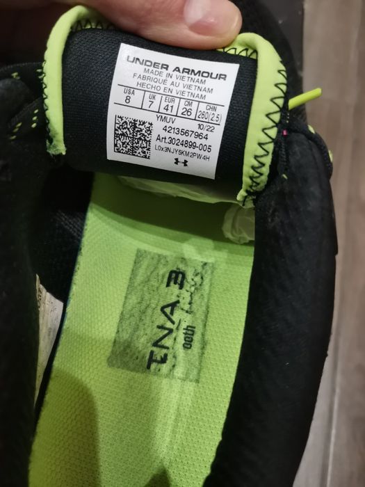 Фирменные модные кроссовки Under Armour HOVR Machina