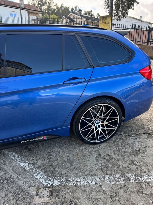 Vende se BMW  320 F31 M performance