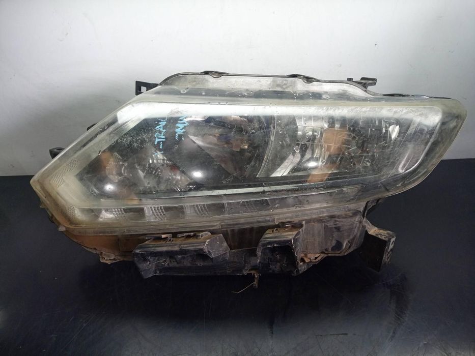 FAROL ESQUERDO NISSAN X-TRAIL T32
