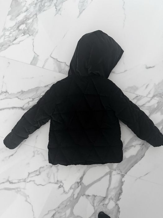 Zara kurtka czarna przejściowa 110-116 cm