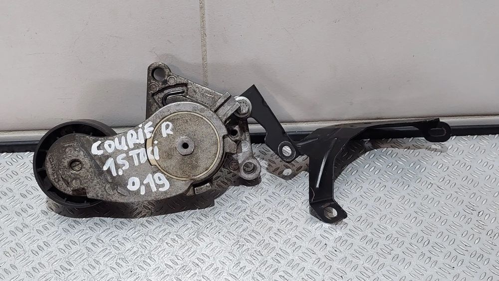 NAPINACZ PASKA FORD TRANSIT COURIER 1,5 TDCI R2019