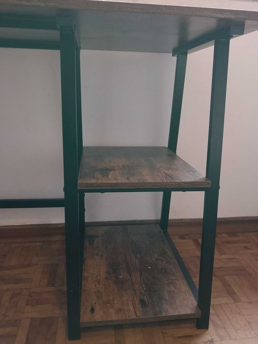 Secretaria e cadeira