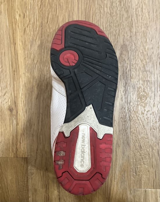 New Balance 550 Brancos e Vermelho Tamanho 38.5