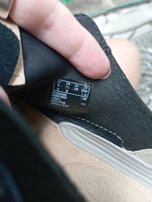 Кросівки красовки натуральна шкіра 38 розмір