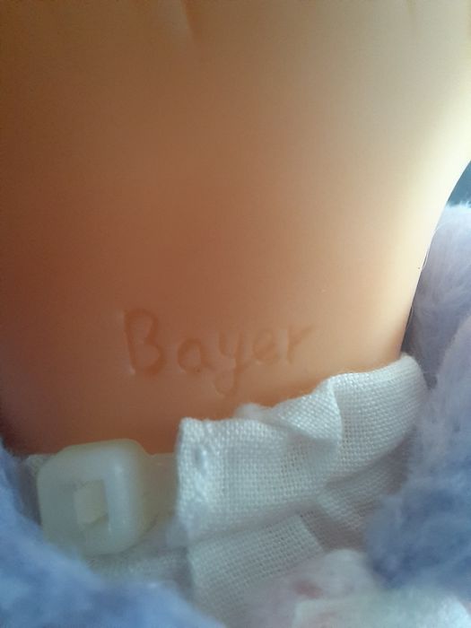 Bobas firmy Bayer, lalka