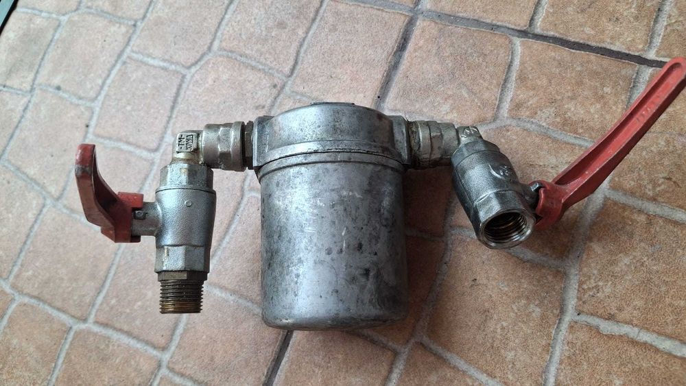 Filtro gasóleo com cartucho e torneiras de corte