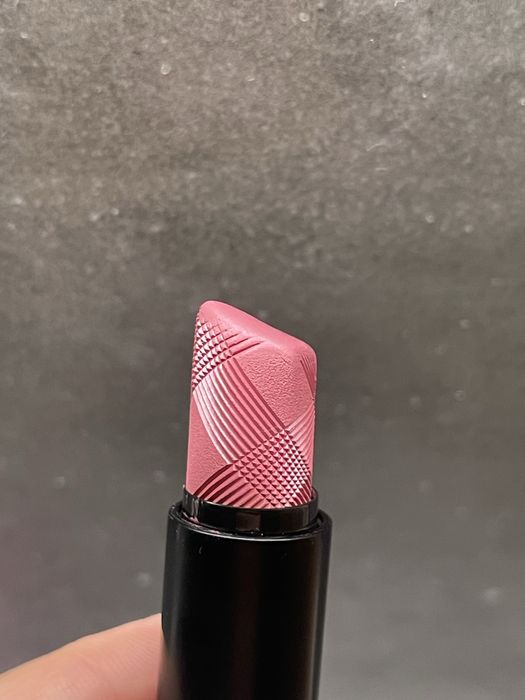 Pomadka Catrice Scandalous Matte 060
