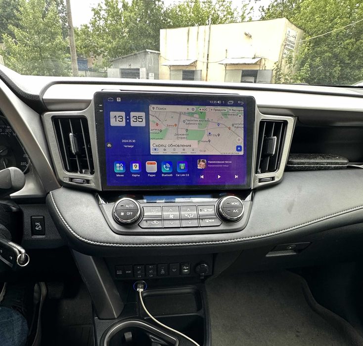Магнітола Rav4 2013-2019. CarPlay, Q-Led екран ,слот під SIM