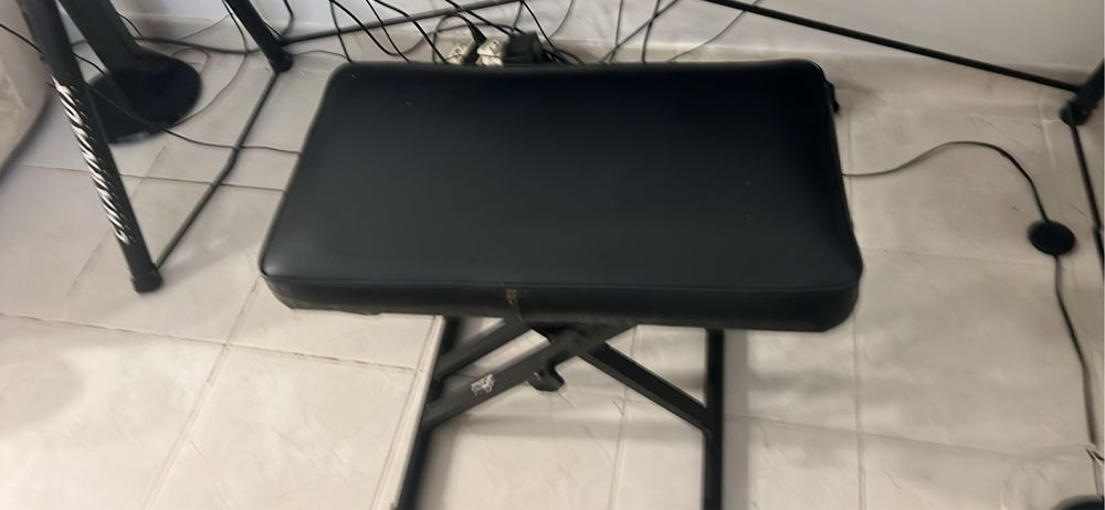 Piano YAMAHA CLARINOVA