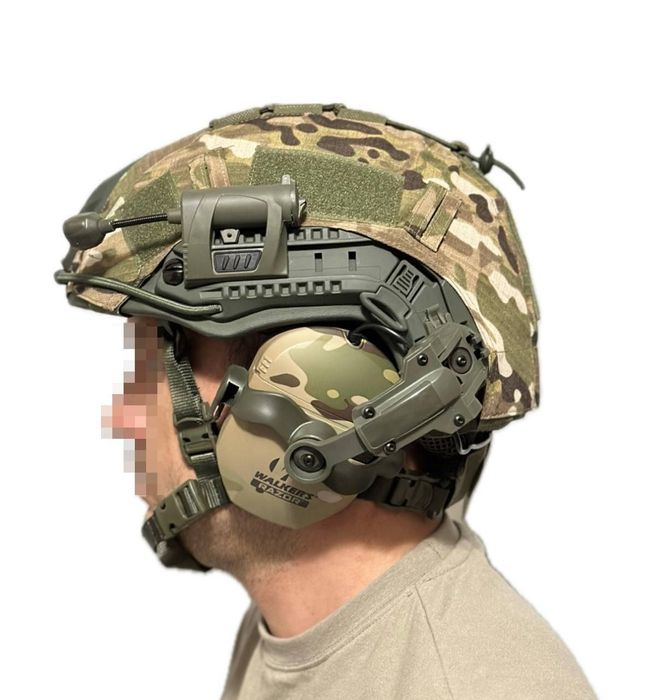 Ліхтар на військовий шолом олива Тактичний ліхтар фонарик на каску