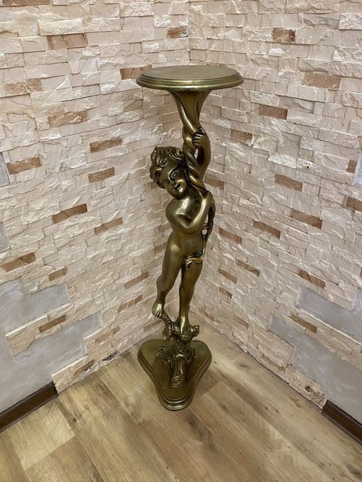 Підставка  Італія