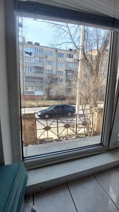 Продам 3-кімнатну квартиру. Вул.Покровська,6.