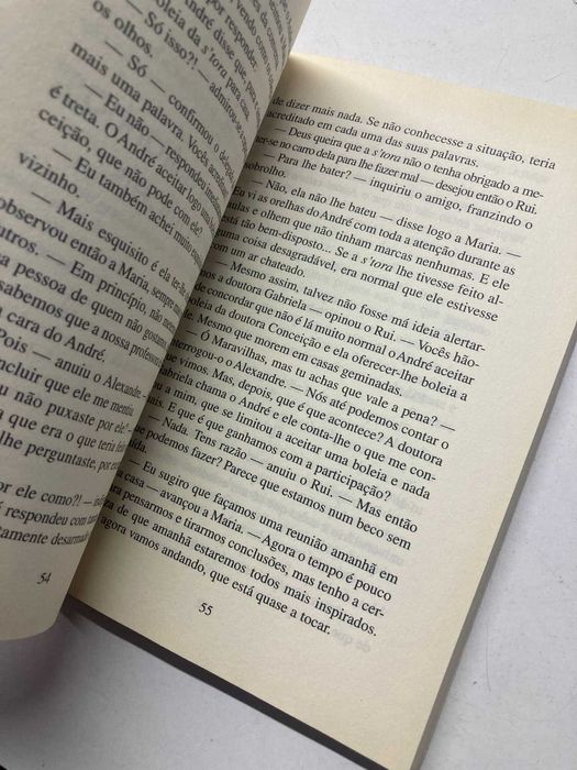 Livro - Detective Maravilhas - Suspeita de um Crime (ctt grátis)