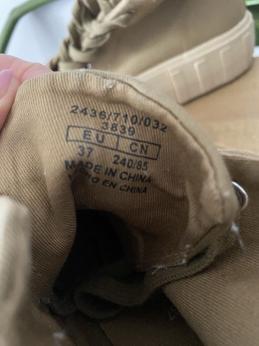 Trampki/tenisówki khaki Zara.