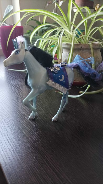 Продам Pony Royale Поні-принцеса Небесна