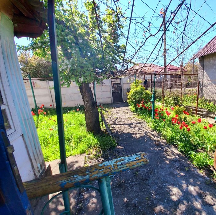 Продам дом на 4 ЗАРІЧНОМ.