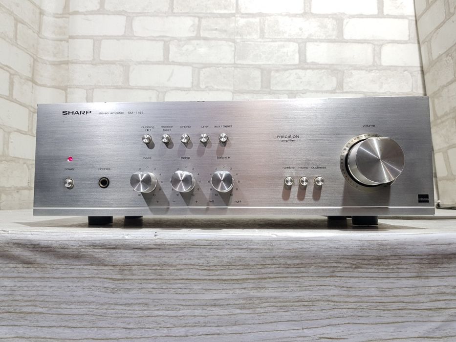 Hi-Fi Стерео підсилювач SHARP SM-1144H, *2x40 Вт, б/у  з Німеччини