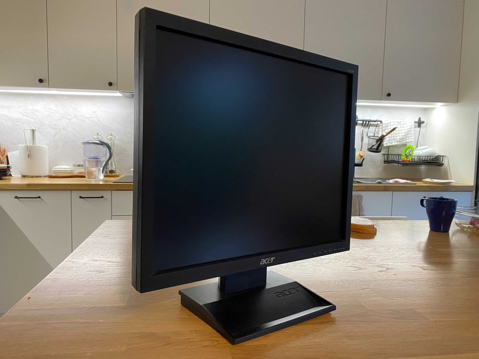 Monitor Acer V173 17” LCD VGA DVI 100% sprawny + kable