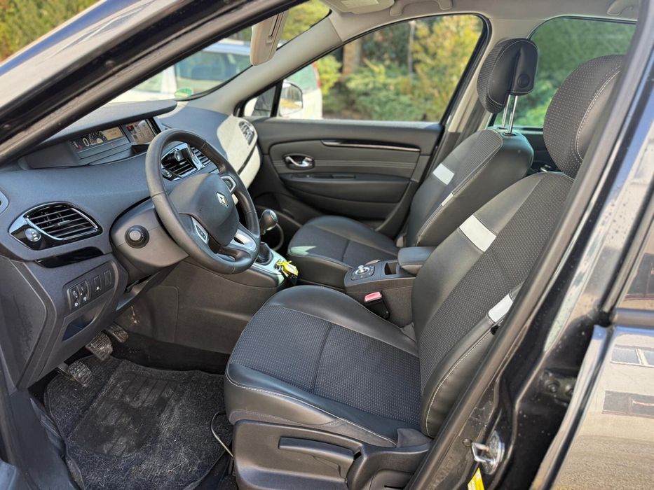 Renault Grand Scenic 7 miejsc niski przebieg