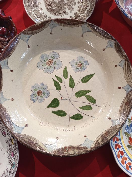 Grande lote de antiguidades