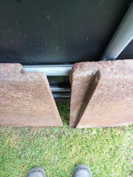 Płyty żeliwne pełne grube