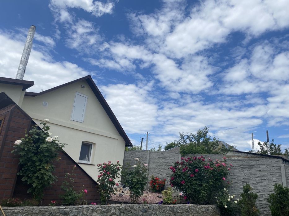 Продам автономний будинок в мальовничому місці