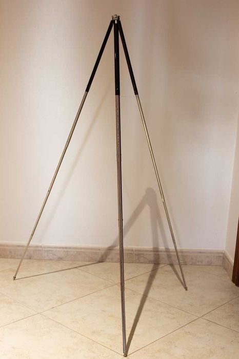 Tripé Vintage 1,2 metros Marca: Bilora