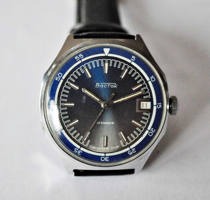 Niezły rzadki Wostok 17 kamieni !