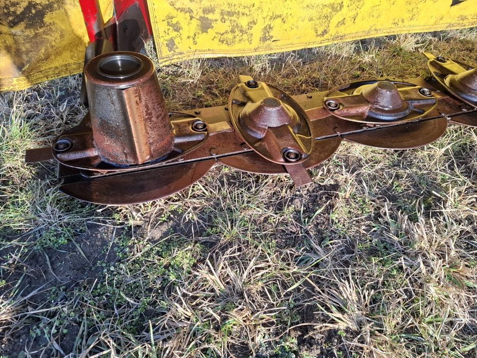 Kosiarka  100% org Bdb Stan dyskowa . 2.5m 2010r