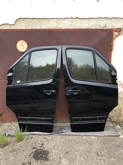 Двері передні Sprinter 906 Спрінтер