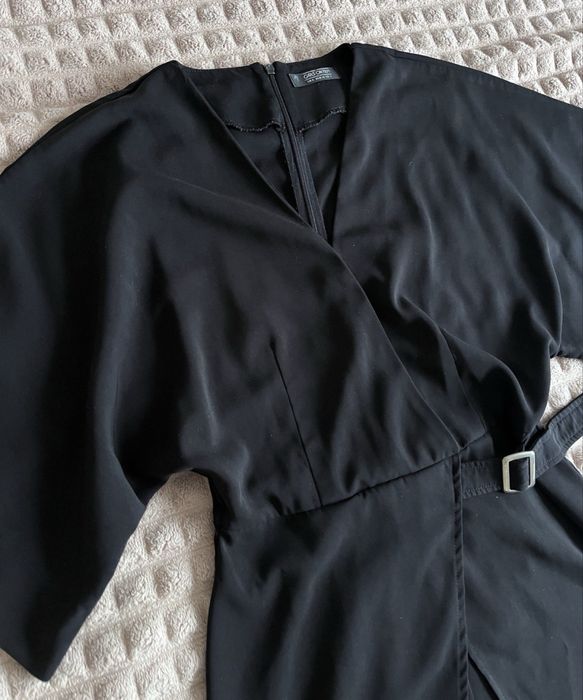 Красивий чорний комбінезон, р. S/8/36, стан ідеальний, можливий торг