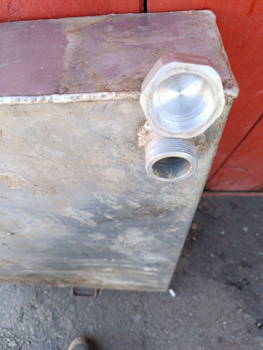 Бак з нержавійки