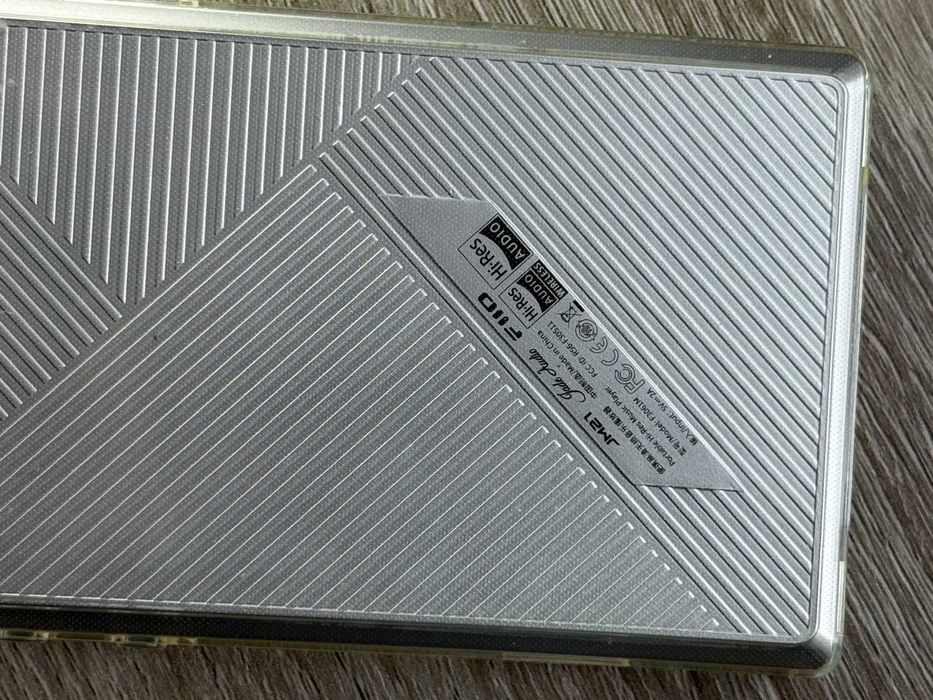 Hi-Res аудіоплеєр FiiO JM21 3/32 ГБ + чохол