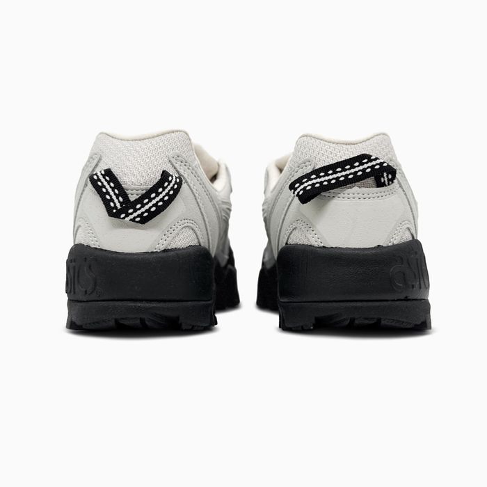 Asics Gel Pickax Oyster Grey Black