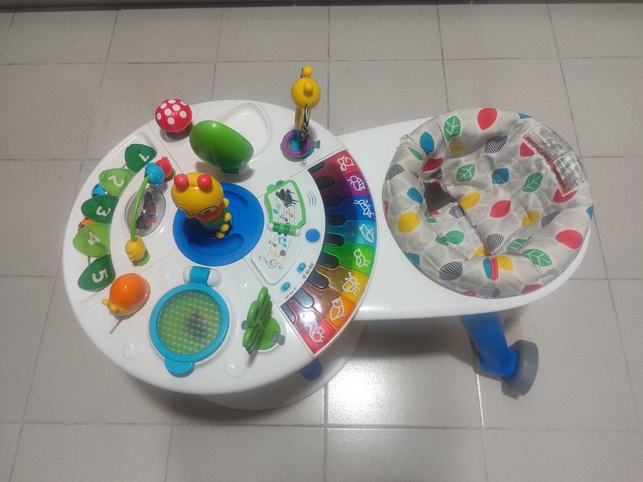 Andador e Centro de Atividades