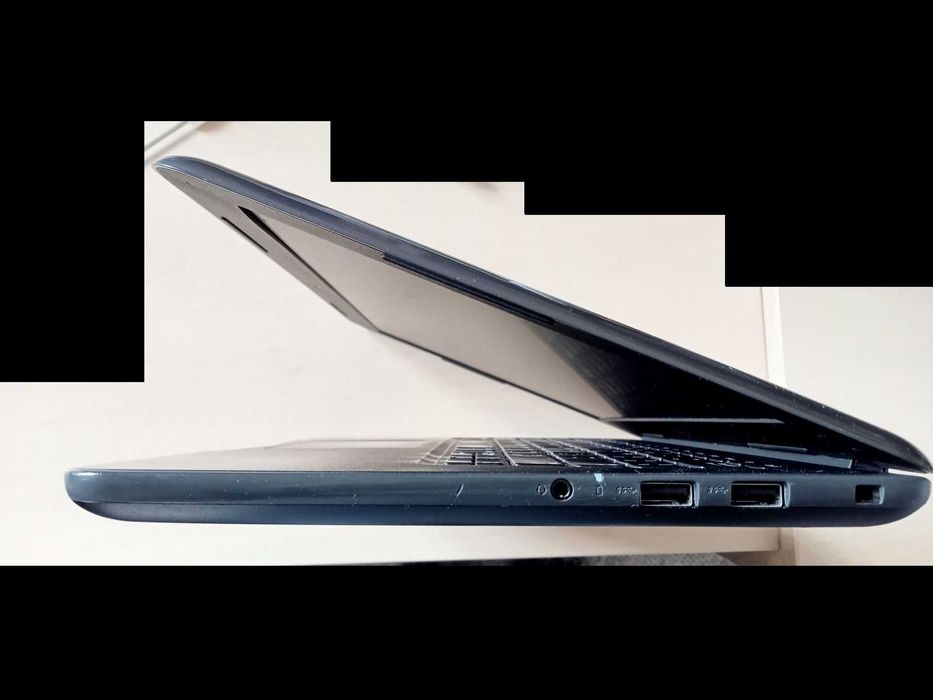 Dell Latitude 3380 - i3, 4GB, 240 GB SSD, Intel, Win10, WiFi, BT, HDMI