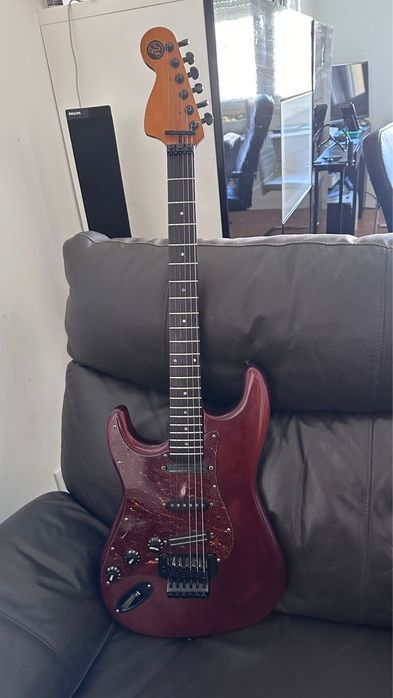 Guitarras Esqueedinas a Venda