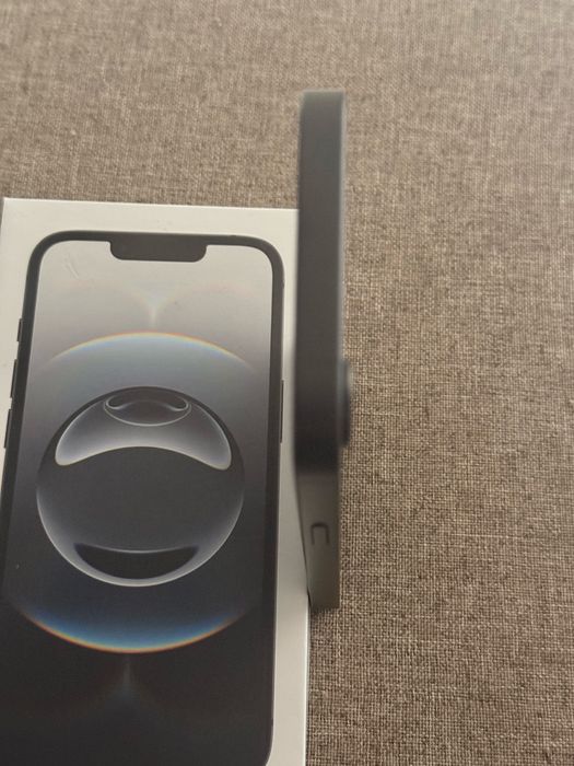 Apple iphone 16E 128gb Black