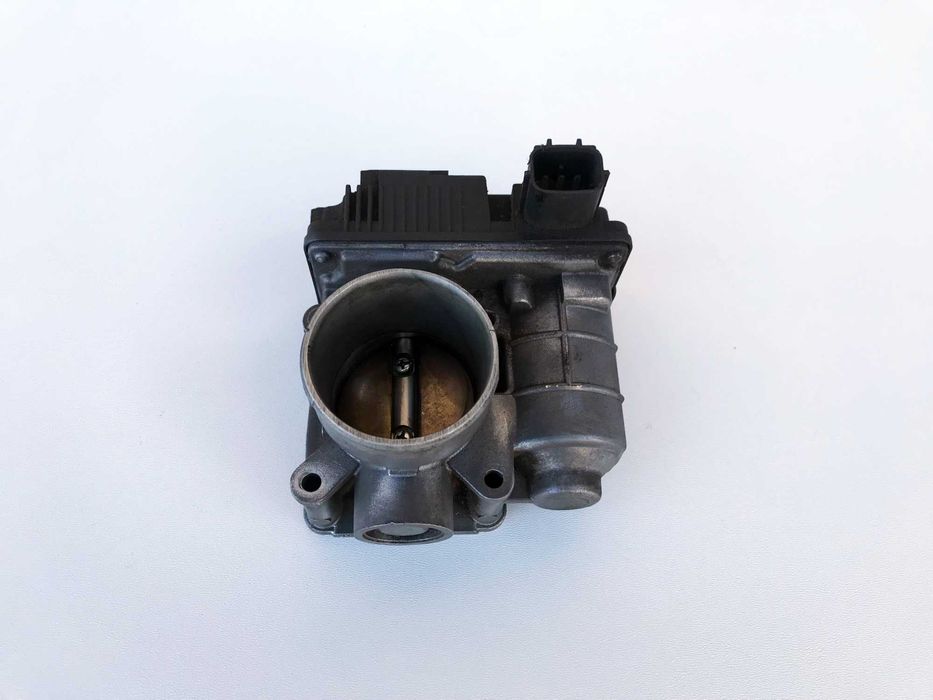 Дросельна заслонка Nissan Almera N16 - 1.5 / Nissan Primera P12 - 1.6