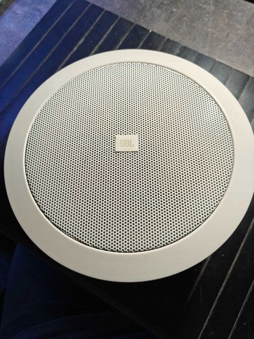Встраиваемая акустика JBL HTi6C