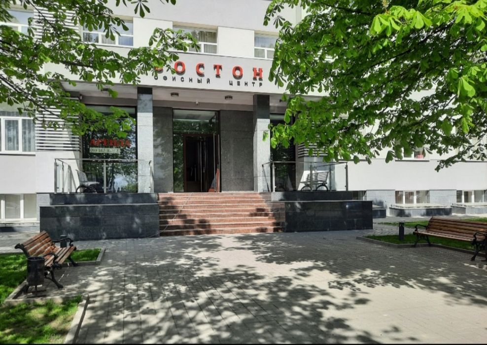 Сдам б/к свой  офис 27м2 в  ОЦ Бостон, В.Дубинина,8,Гагарина,Казакова