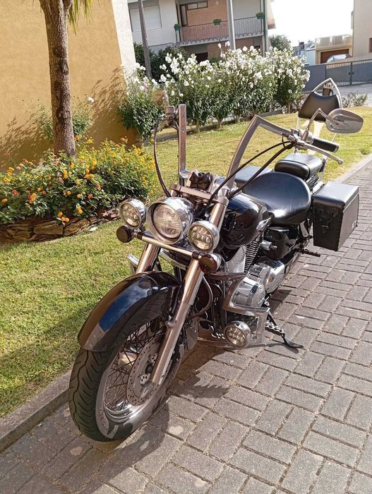 Moto Honda Shadow 750