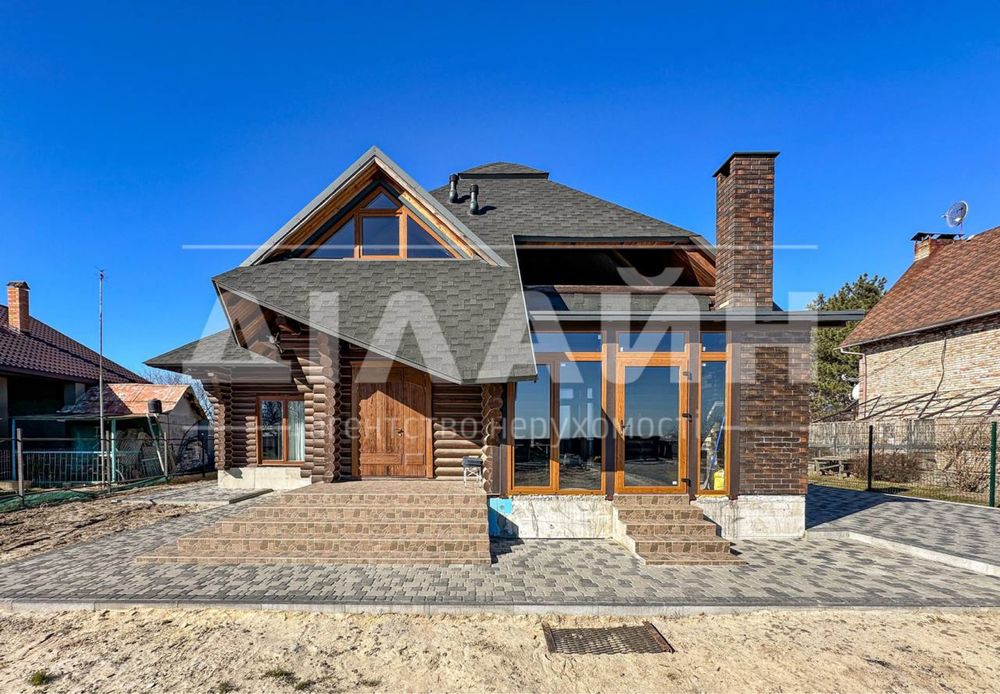 Сказочный дом  с прекрасным видом на залив !