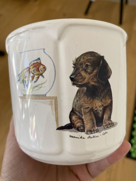 Biała osłonka ceramiczna